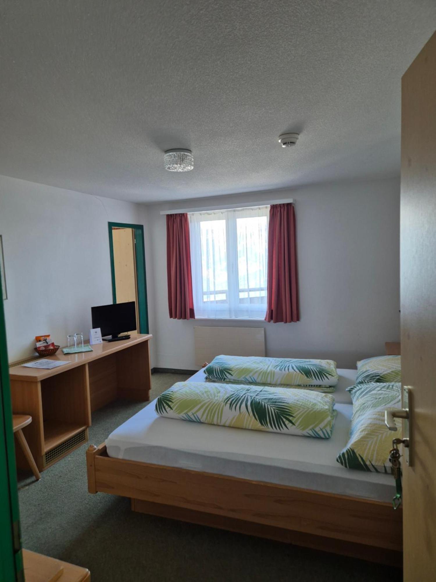 Aparthotel Edy Bruggmann Ag Флумзерберг Номер фото